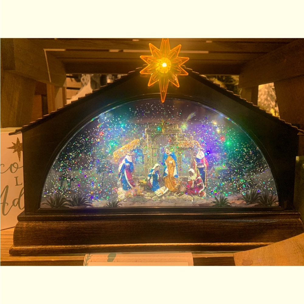 Nativity Scene globe